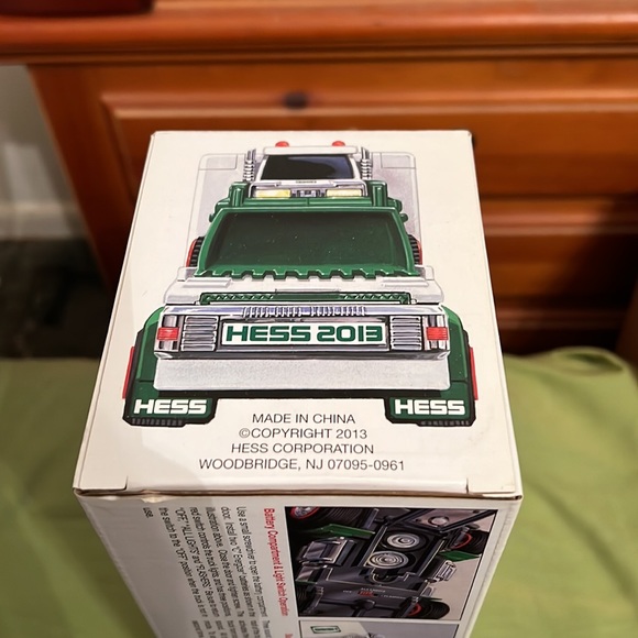 Hess 2013 toy truck and tractor UNOPENED - Picture 5 of 5